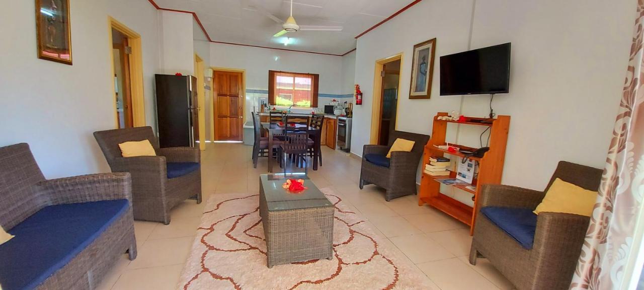 Hostellerie Isola di La Digue Esterno foto